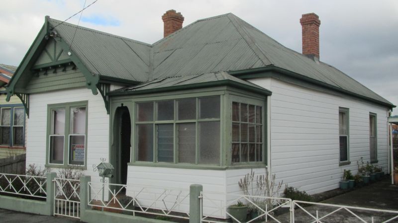 19 Oswald Street, INVERMAY TAS 7248