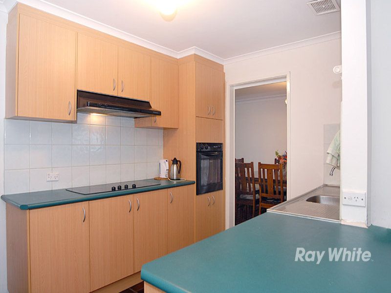 3 Howson Close, ENDEAVOUR HILLS, VIC 3802