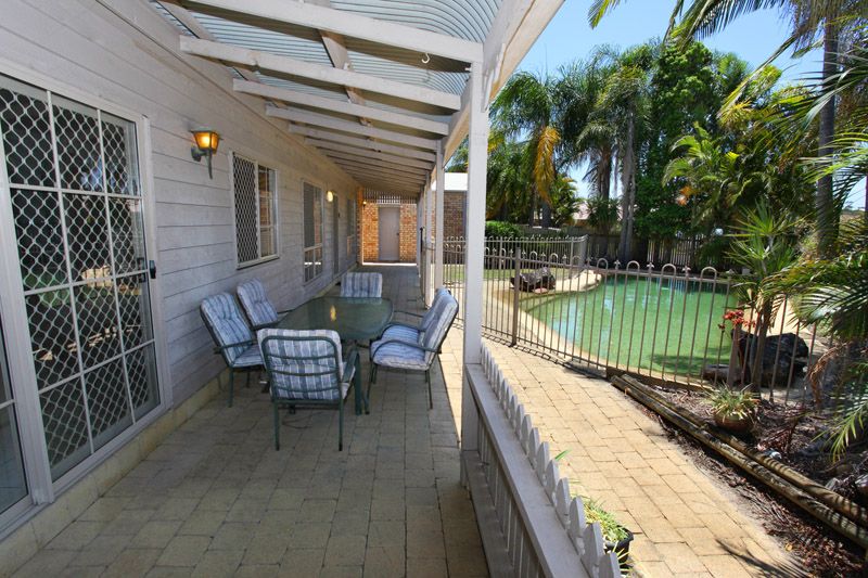 5 Awulla Close, MOOLOOLABA, QLD 4557