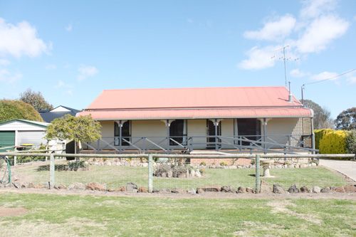 37 Mecca Lane, BUNGENDORE NSW 2621