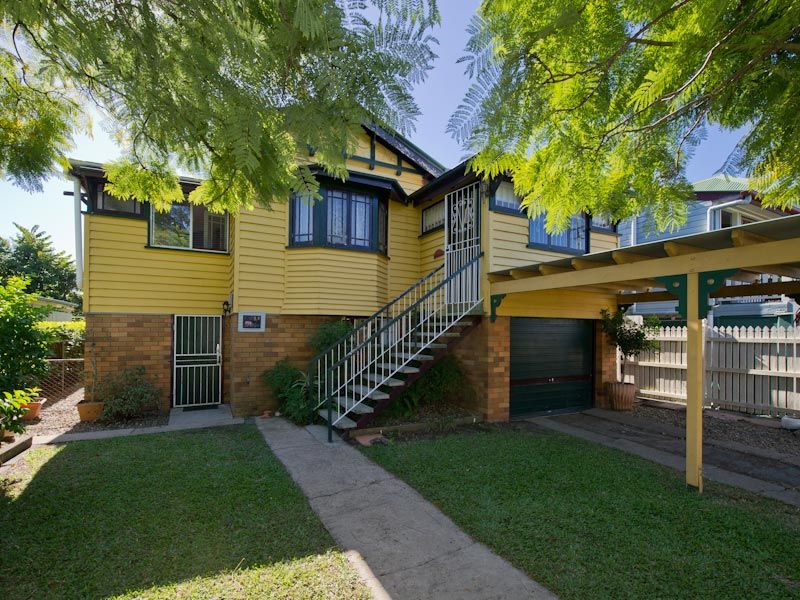 11 Goulburn Street, GORDON PARK, QLD 4031