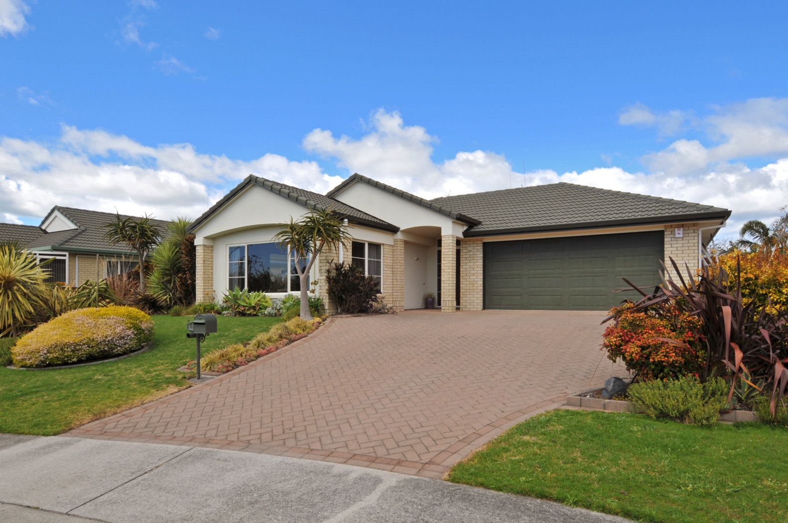 27 Pacific Cove Drive, Papamoa, Tauranga City