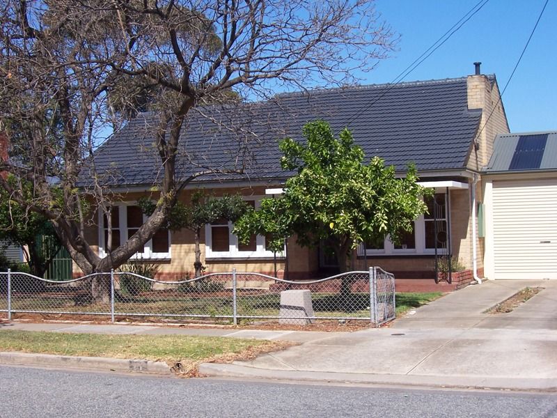 21 Auburn Crescent, CROYDON PARK SA 5008