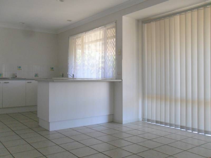 10 Shangri La Court, ROTHWELL, QLD 4022