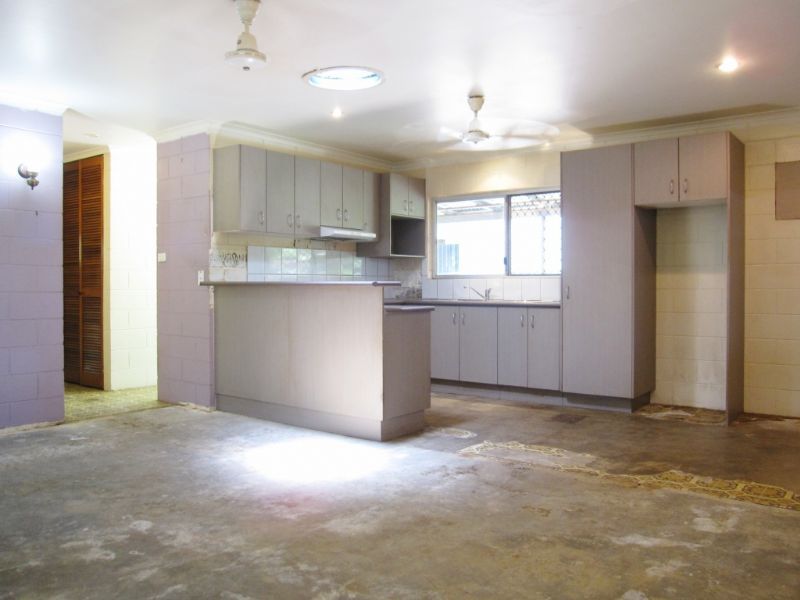 5 Mahogany Street, MANOORA QLD 4870