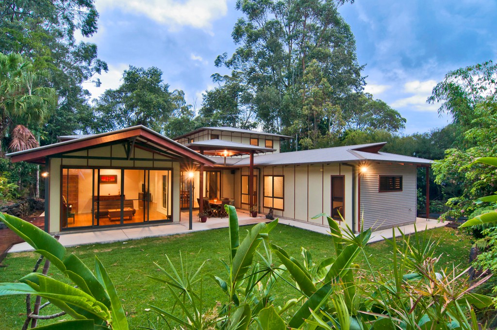 25 Bowerbird Place MONS, BUDERIM, QLD 4556