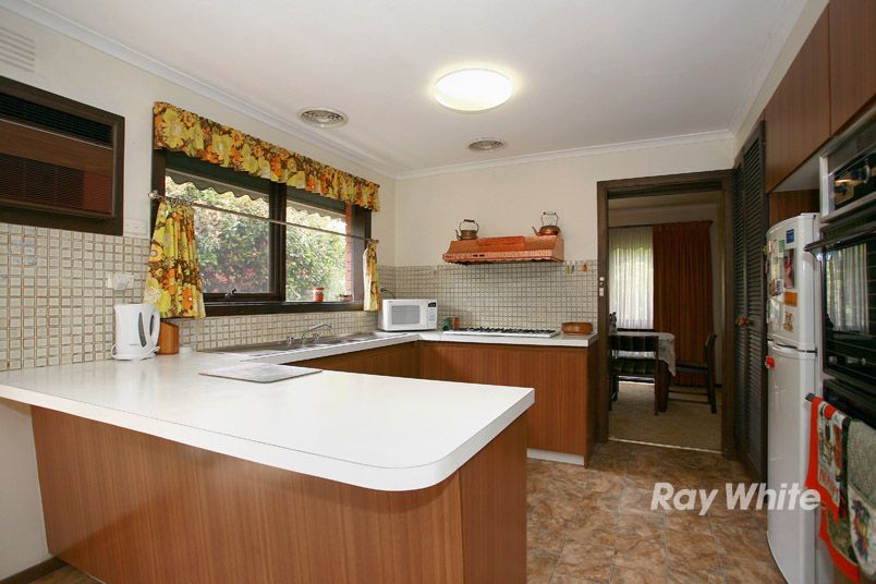 38 Blaxland Drive, DANDENONG NORTH, VIC 3175