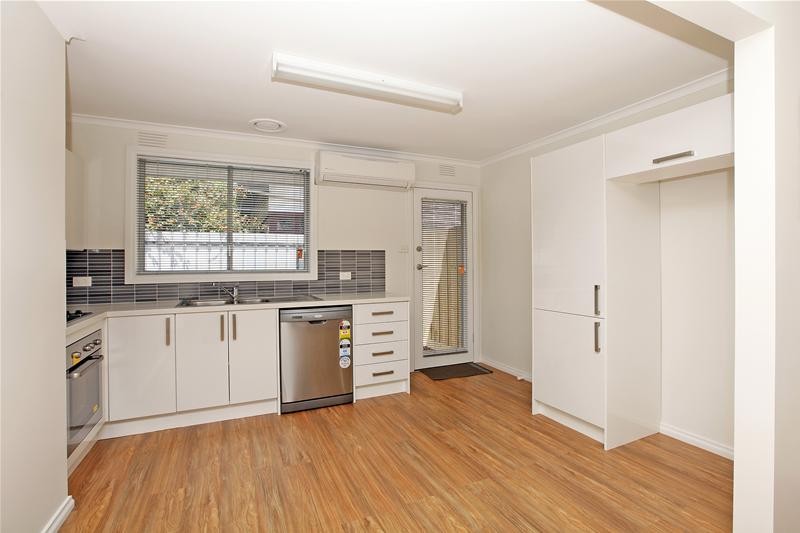 1-4/19 Clifton Grove, PRESTON, VIC 3072