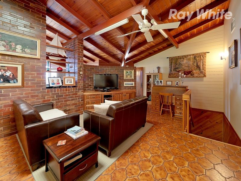 30 Mountain View Drive, LAVINGTON, NSW 2641
