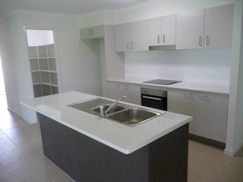 3 cockatoo Court, BEERWAH, QLD 4519