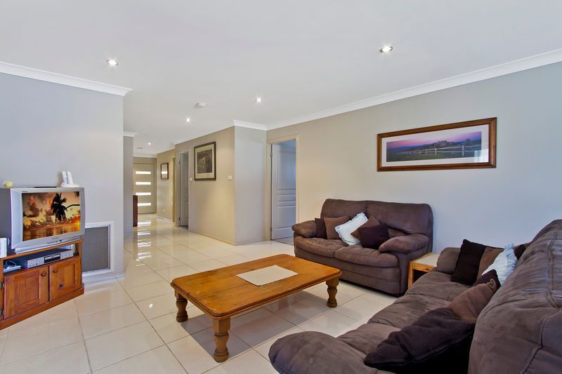 22 Albatross Road, BERKELEY VALE NSW 2261