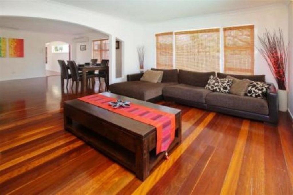 6 Nurran Streeet, MOUNT GRAVATT EAST, QLD 4122