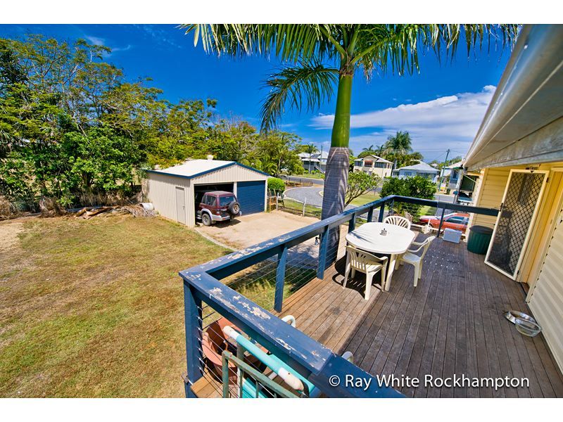 4 Farrell Street, PARK AVENUE, QLD 4701