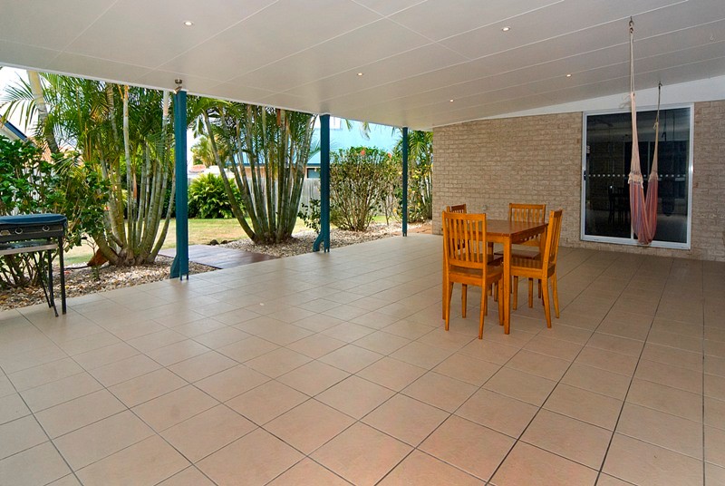 18 Clunie Street, CALOUNDRA WEST, QLD 4551