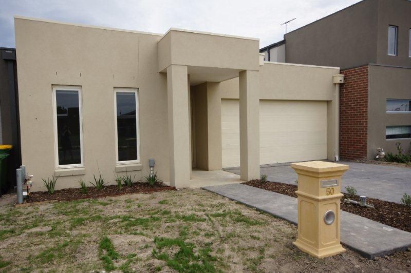 50 Edgeware Close, PAKENHAM, VIC 3810
