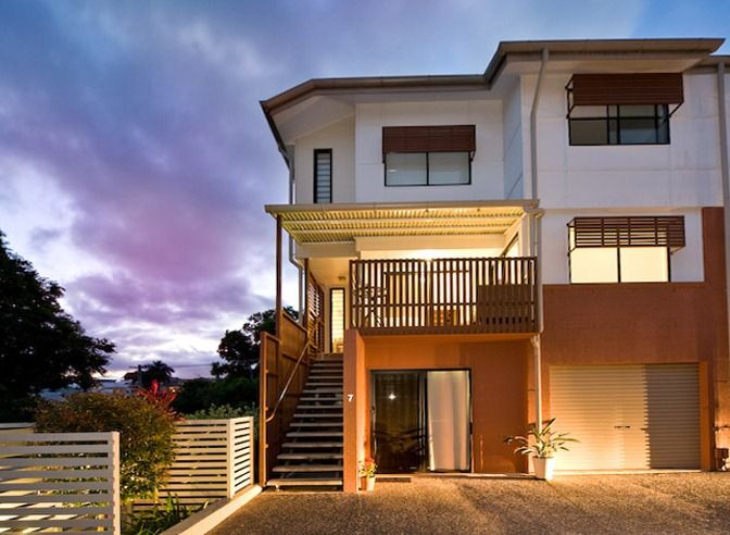 36  Tenth Avenue, Windsor QLD 4030