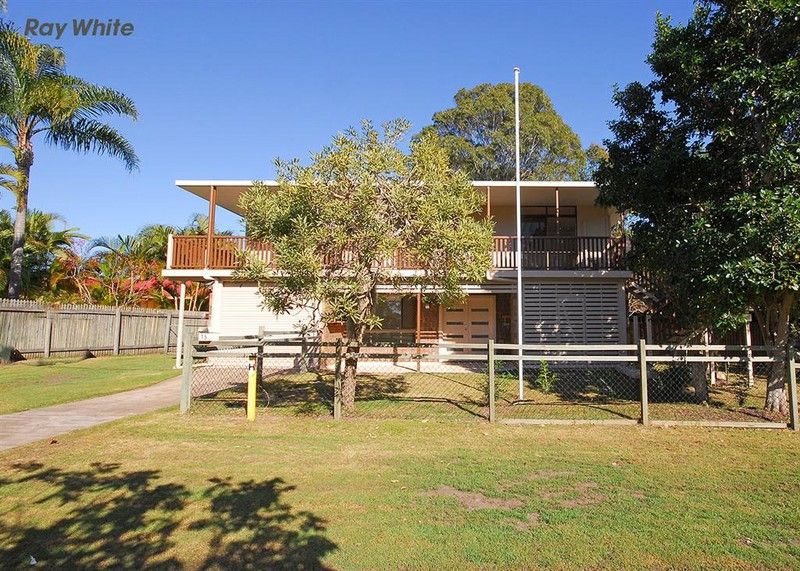 15 FLINDERS, POINT VERNON, QLD 4655