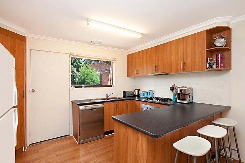 14 Warrenwood Close, FERNTREE GULLY, VIC 3156