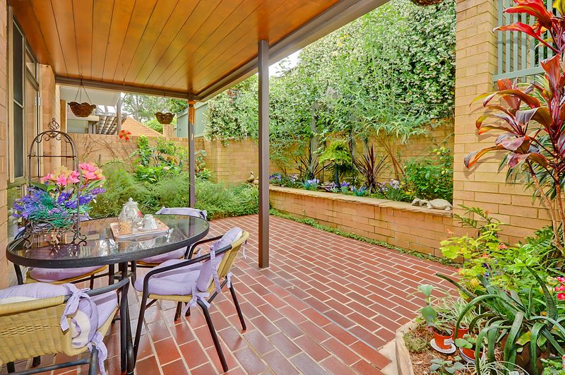 16/2 McAuley Place, WAITARA, NSW 2077