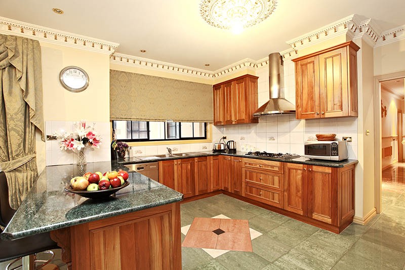 37 Australia Drive, TAYLORS LAKES, VIC 3038