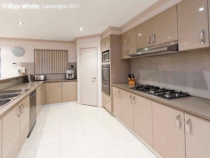 18 Harlequin Pass, SOUTHERN RIVER, WA 6110