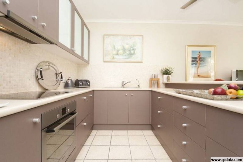 2/101 Arlington Esplanade, CLIFTON BEACH, QLD 4879