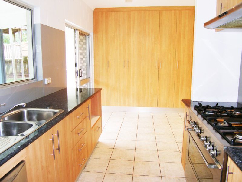 TRINITY BEACH, QLD 4879