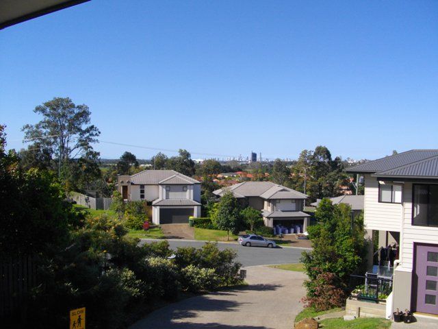 1/5  Faculty Court, MUDGEERABA, QLD 4213
