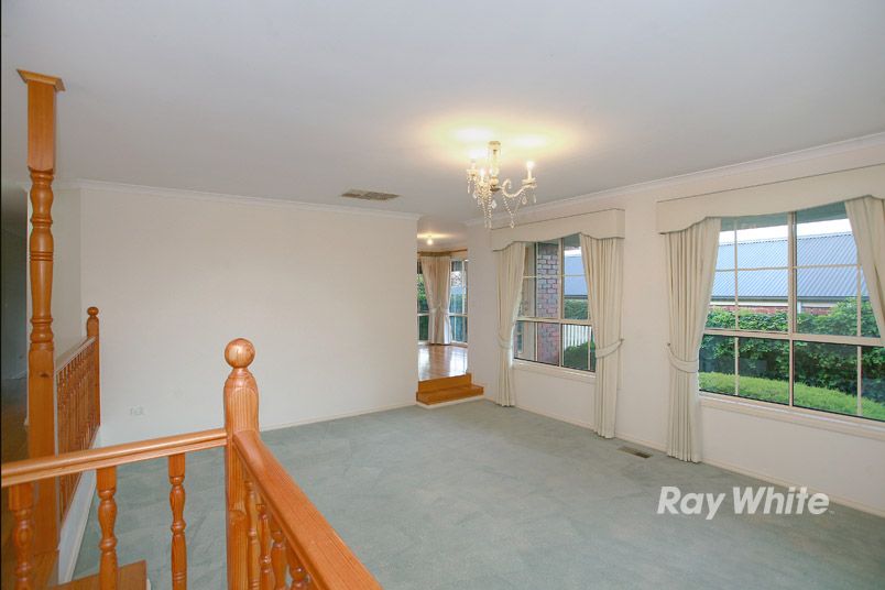 17 Brent Close, BERWICK, VIC 3806