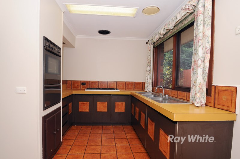 27 Shetland Drive, WANTIRNA, VIC 3152