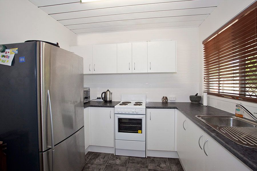 2 /279b Alderley Street, CENTENARY HEIGHTS, QLD 4350