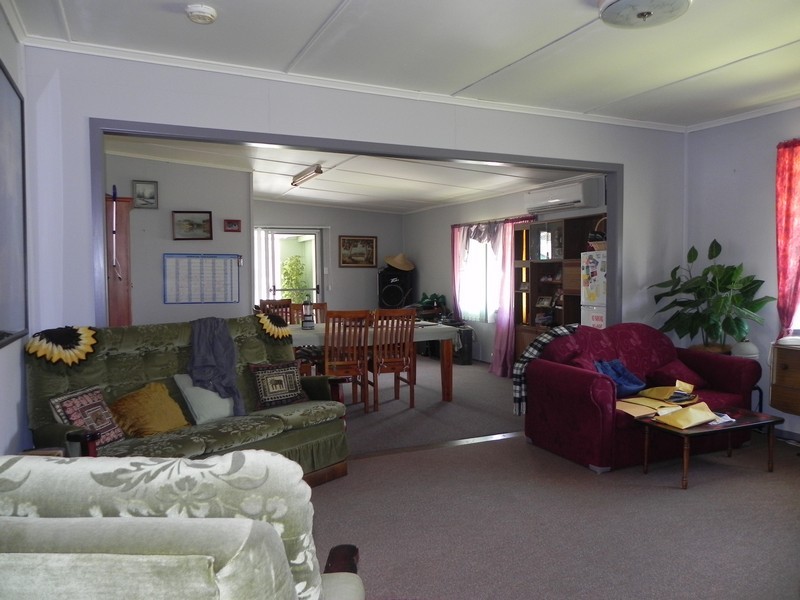 36 Railway, PITTSWORTH, QLD 4356