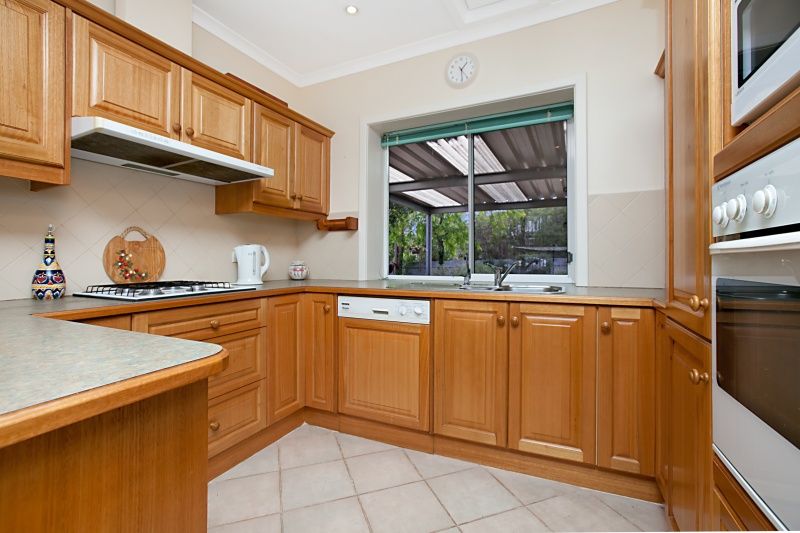 7 Redwood Street, ROSTREVOR, SA 5073