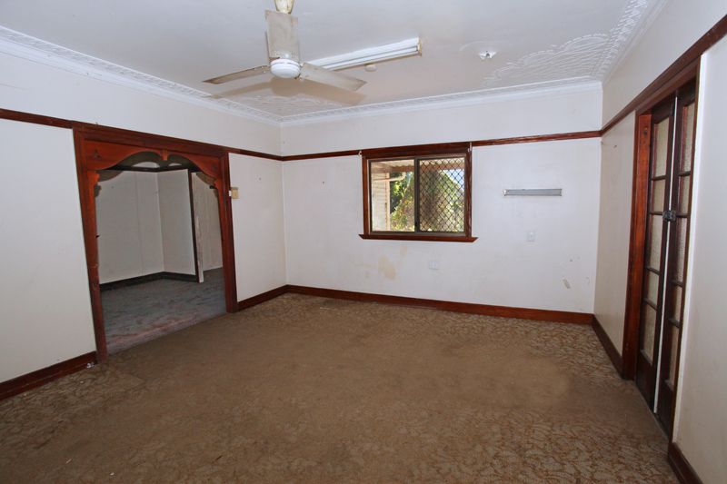 89 Coronation Avenue, NAMBOUR, QLD 4560