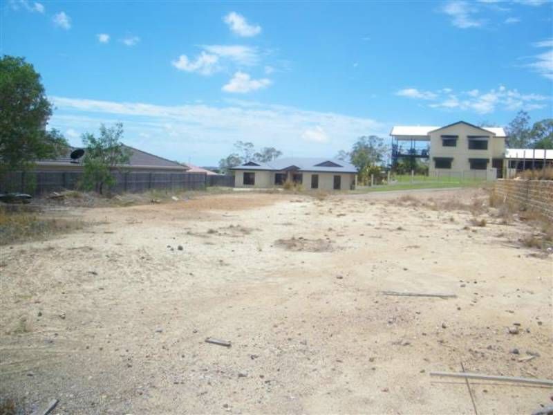 20 Dorinda Close, CLINTON, QLD 4680