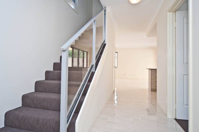 2/386 Belgravia Street, CLOVERDALE, WA 6105