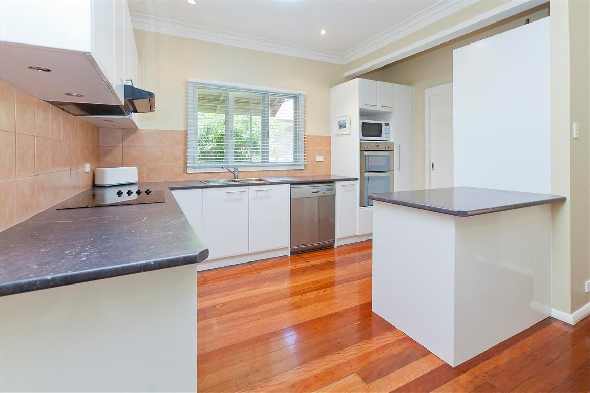 59 Latimer Street, HOLLAND PARK, QLD 4121