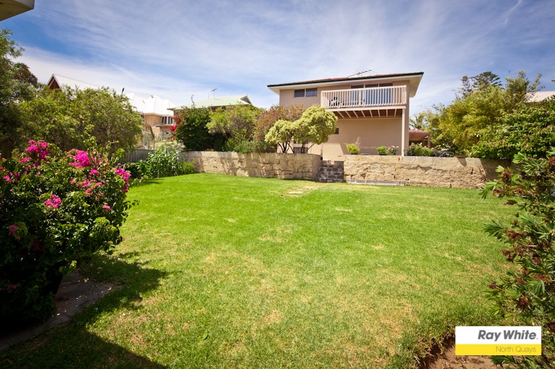 15 Ada Street, WATERMANS BAY, WA 6020