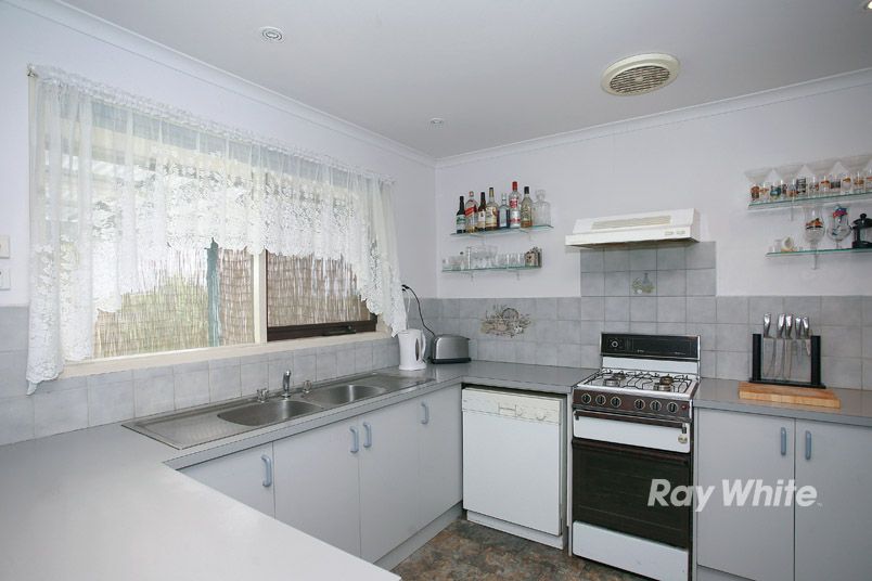 1 Caroline Crescent, CRANBOURNE VIC 3977
