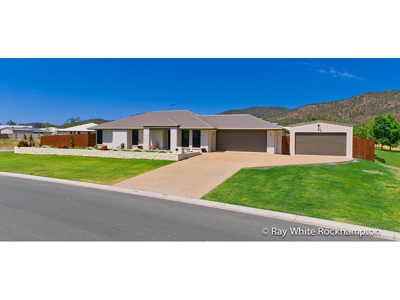 2 Lace Flower Court, Norman Gardens QLD 4701