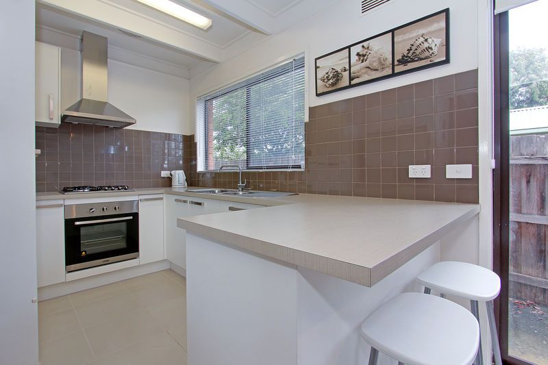 147 Eighth Avenue, ROSEBUD, VIC 3939