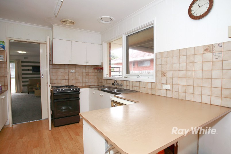 31 Woomera Avenue, KEYSBOROUGH, VIC 3173