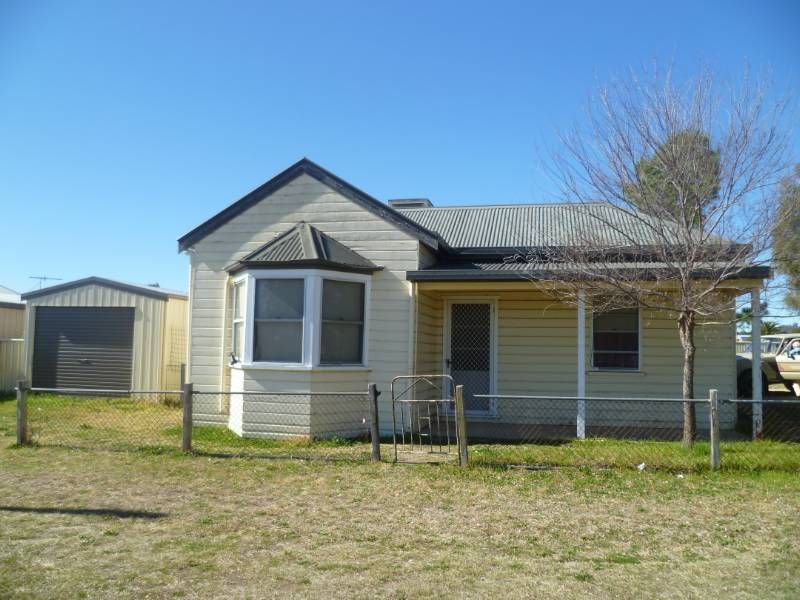 42 Greaves Street, INVERELL NSW 2360