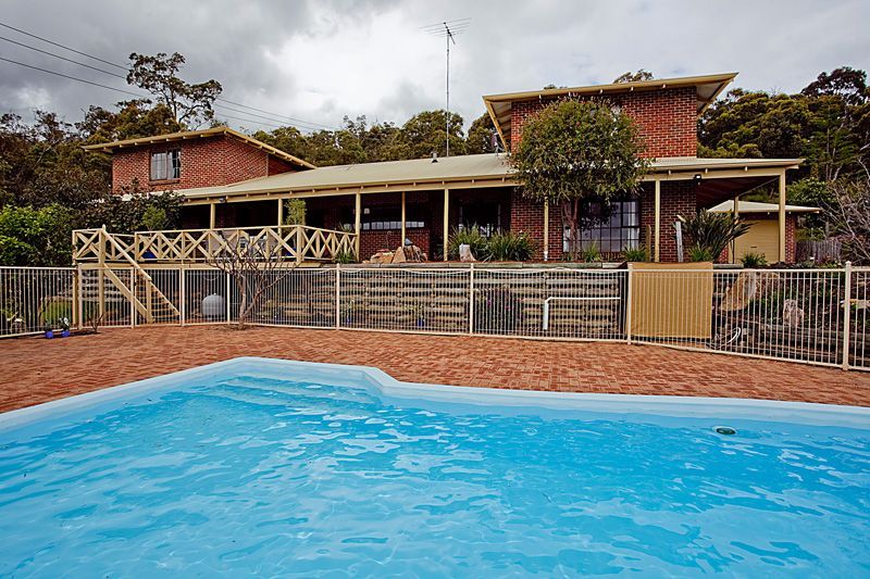 38 Panoramic Terrace, KALAMUNDA, WA 6076