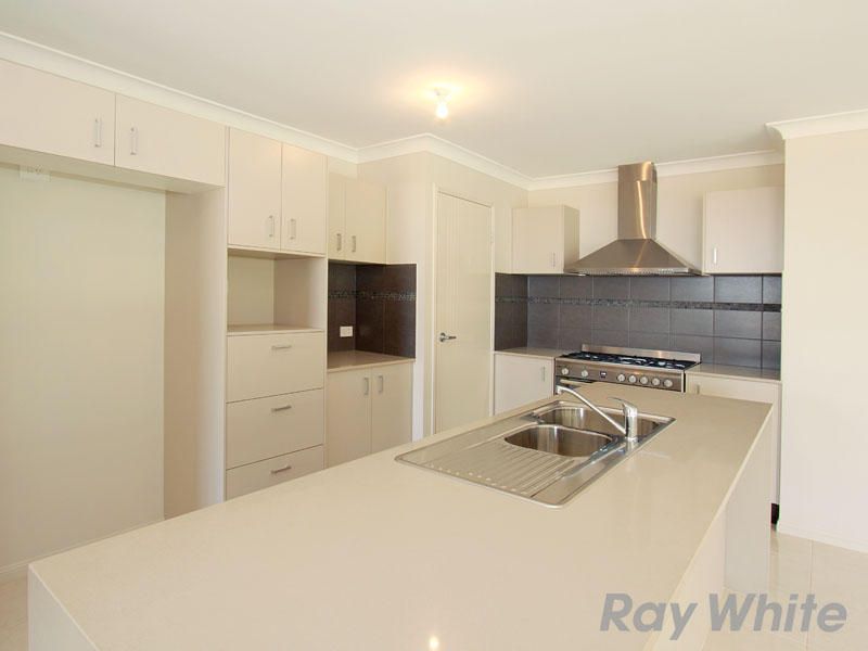 21 Moor Circuit, WARNER, QLD 4500