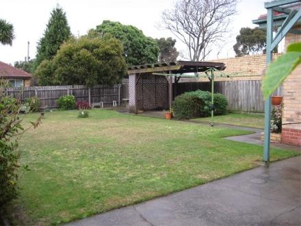 2 Ashleigh Court, CHELTENHAM, VIC 3192