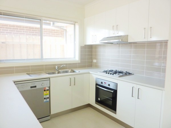 13/104 Broderick Road, CARRUM DOWNS, VIC 3201
