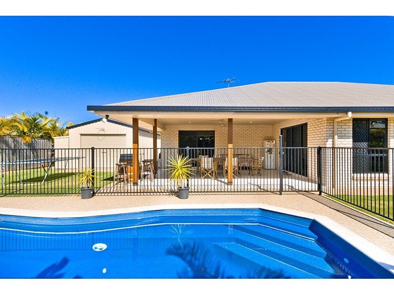 33 River Rose Drive, NORMAN GARDENS, QLD 4701