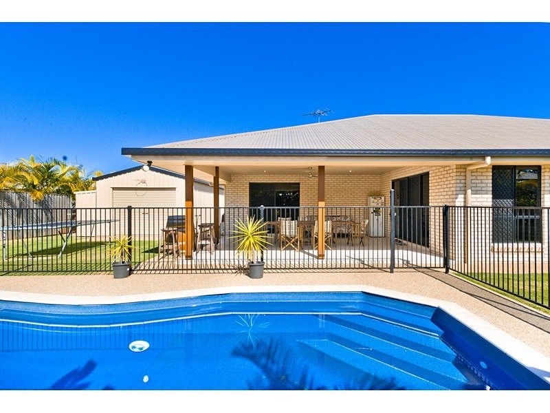 33 River Rose Drive, NORMAN GARDENS, QLD 4701