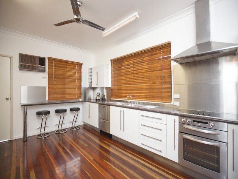 183 Denham Street, THE RANGE, QLD 4700